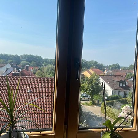Sonniges Dachzimmer فيوخت المظهر الخارجي الصورة